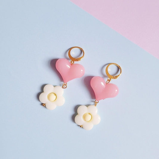 Flower power heart white and pink pendant earrings